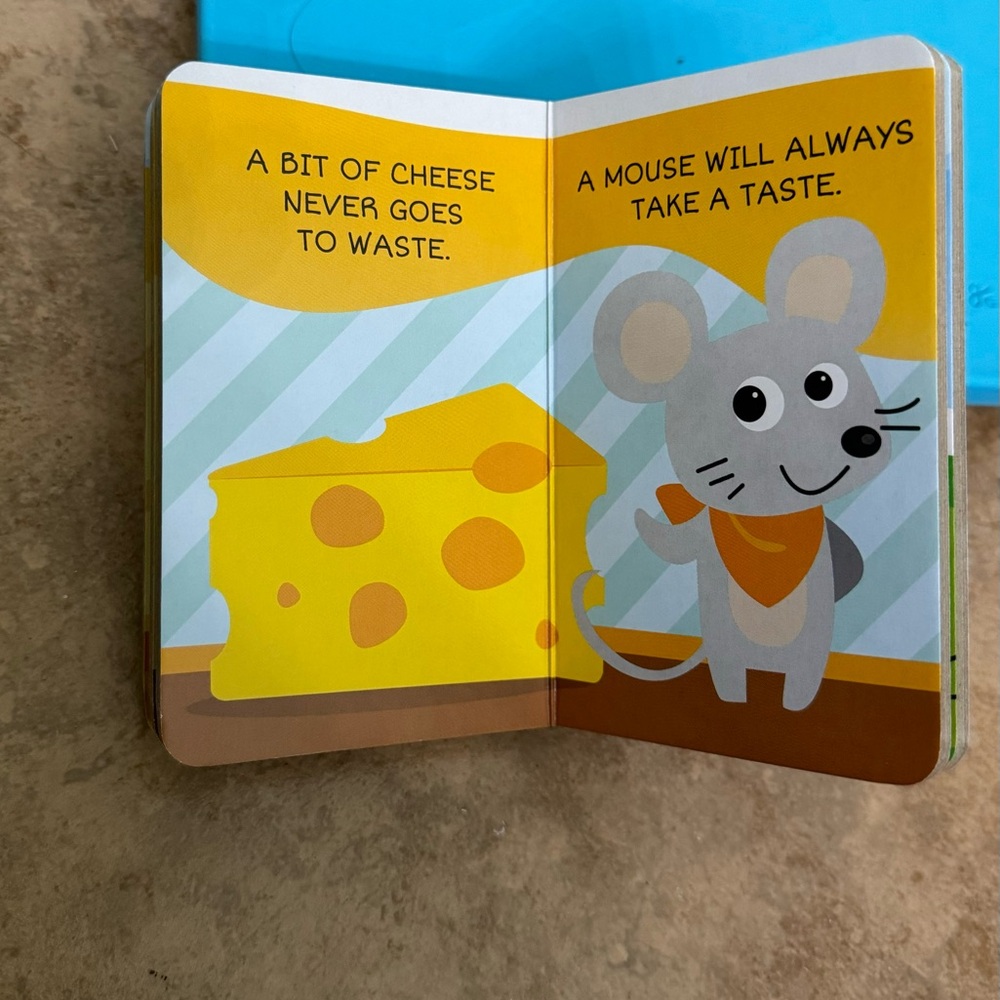 My First Baby Animals Book Set - Picture 8 of 12